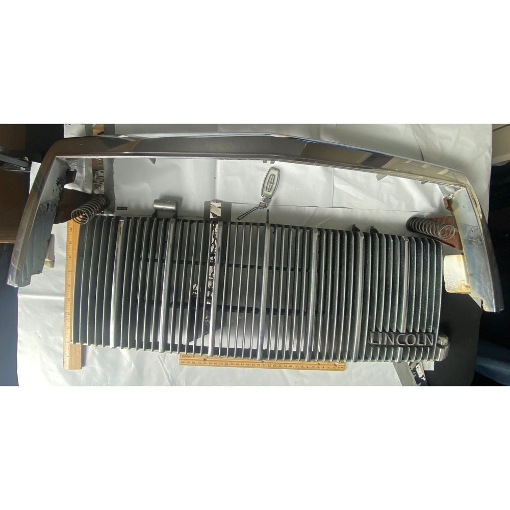 1990‎ Lincoln Town Car OEM Front Grille Insert + Chrome Surround + Hood Emblem